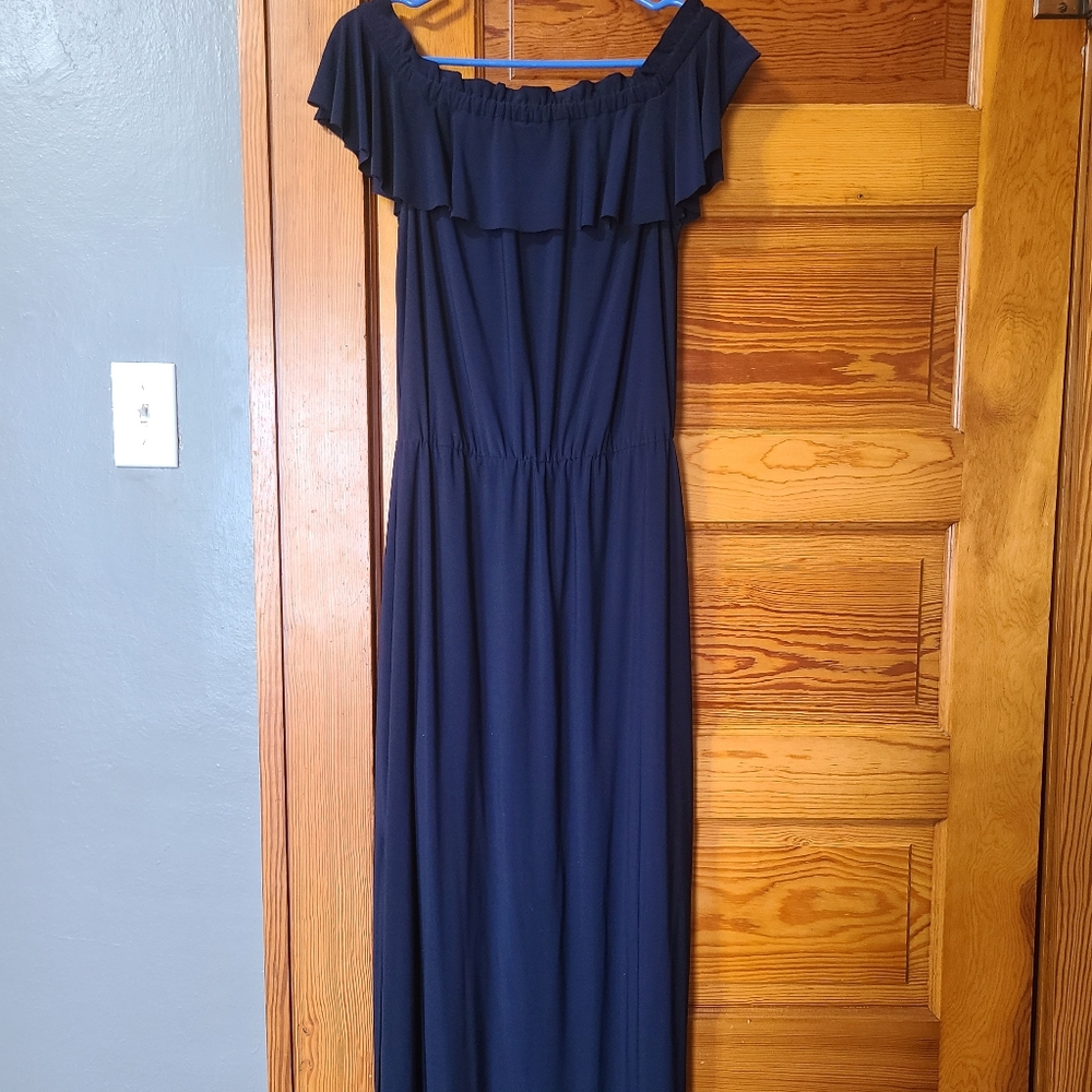Off the shoulder maxi dress